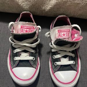 Converse All Stars Sneaker Black & Pink Kids/Juniors s 12 Excellent Cond.